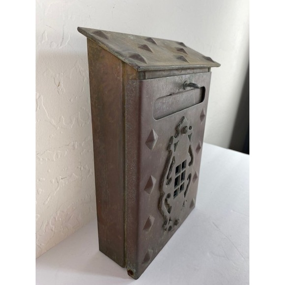 Vtg Antique Copper Wall Mount Mailbox Mission Style Patina Includes Key (Read) - Picture 7 of 12